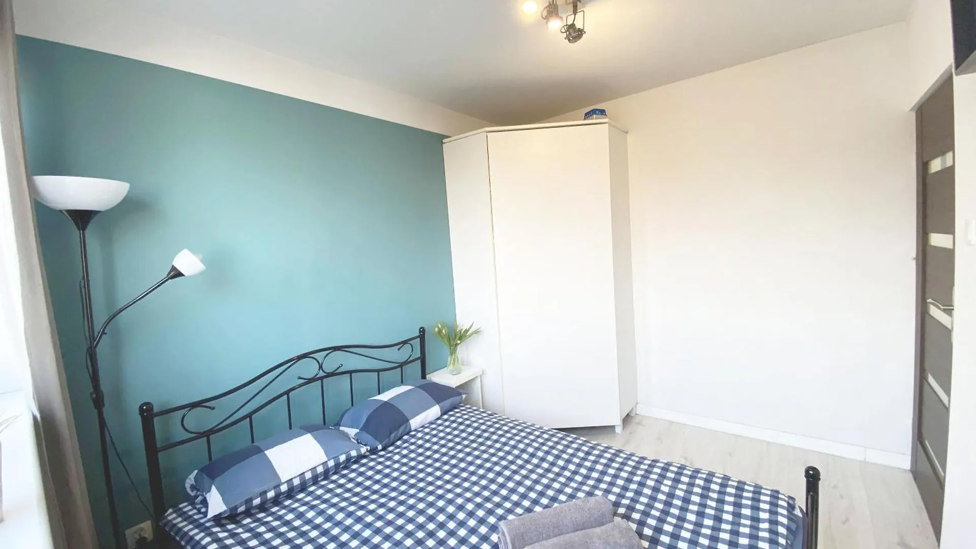 3Rooms-Balcony-Pkp - Deerrest Apart Wroclaw Poland